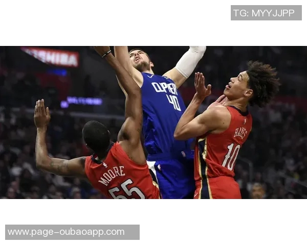 卢教练谈防守策略对祖巴茨和大洛的挑战以及篮板问题的深层次不满