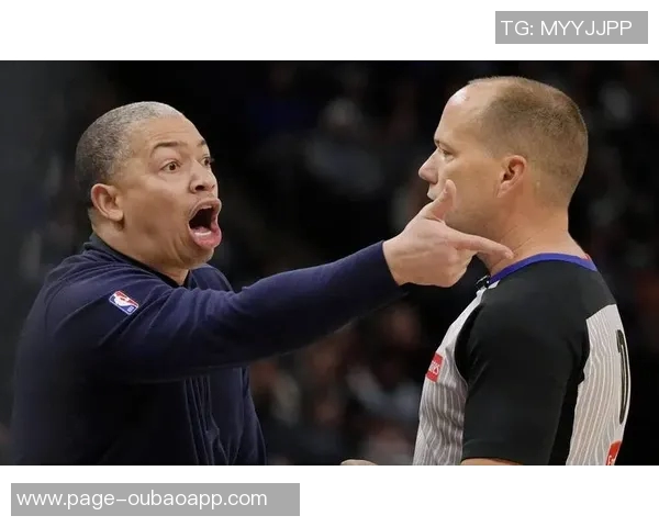 卢教练谈防守策略对祖巴茨和大洛的挑战以及篮板问题的深层次不满